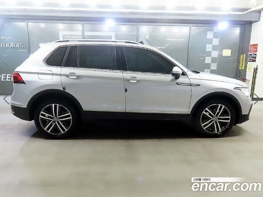 Volkswagen Tiguan — фото 2