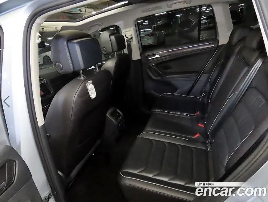 Volkswagen Tiguan — фото 6