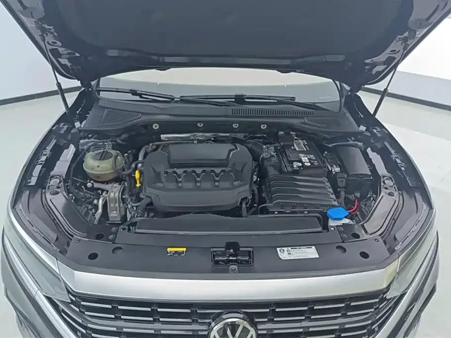 Volkswagen Passat 2023 из CN, фото 6
