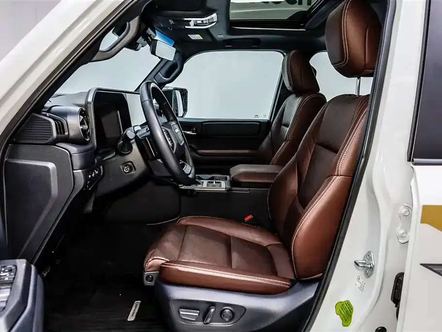 Toyota Prado — фото 10