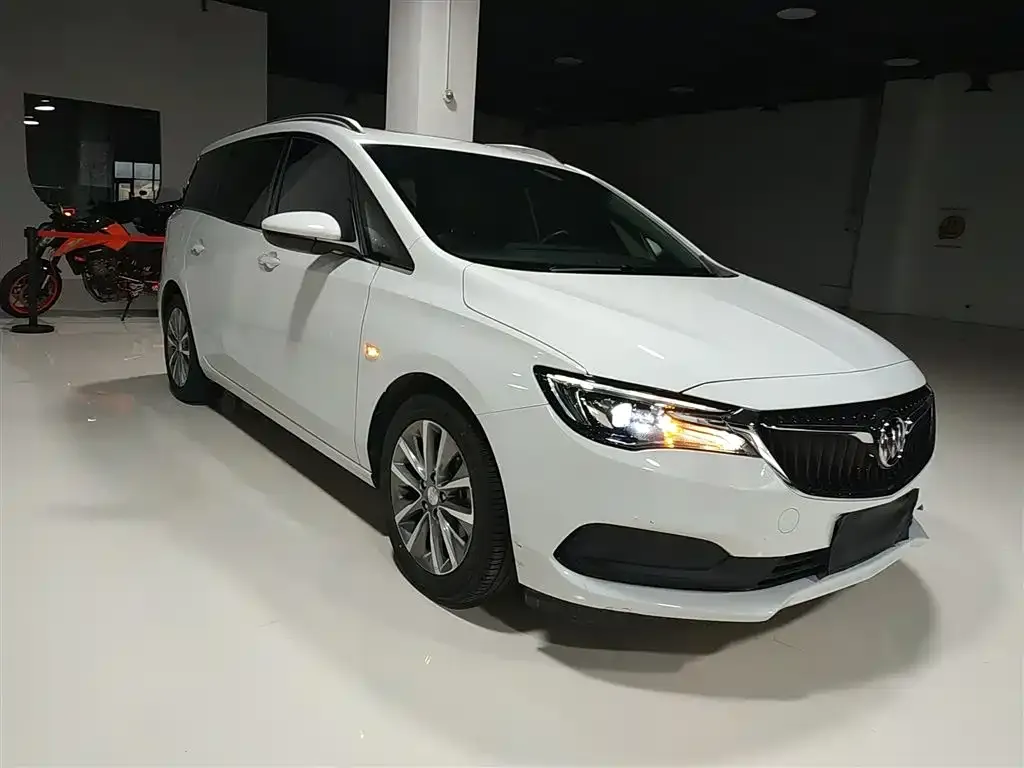 Buick GL6 2023 из CN, фото 5