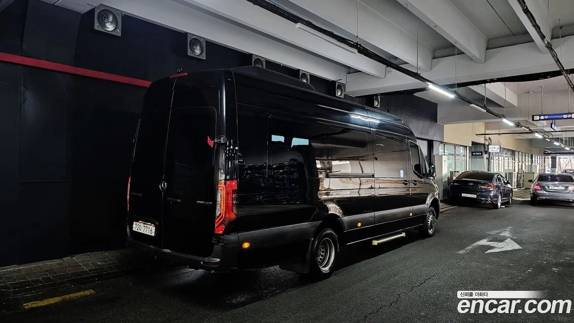 Mercedes-Benz Sprinter 2021 из KR, фото 2