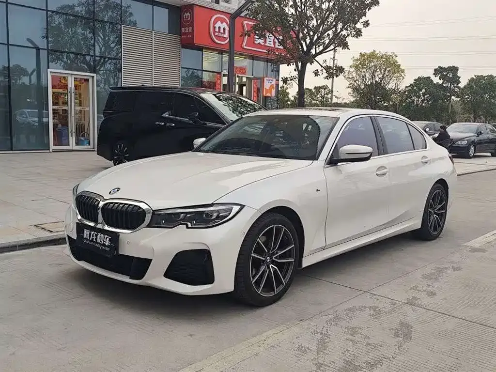BMW 3 Series — фото 1
