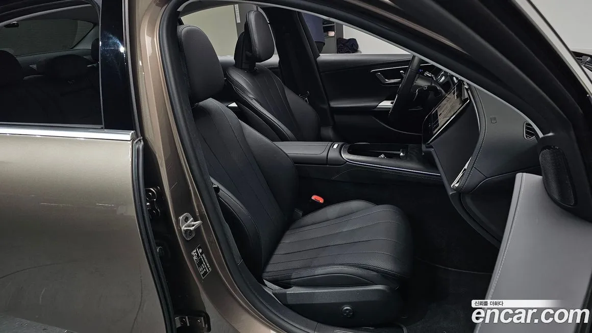 Mercedes-Benz E-Class 2025 из KR, фото 8