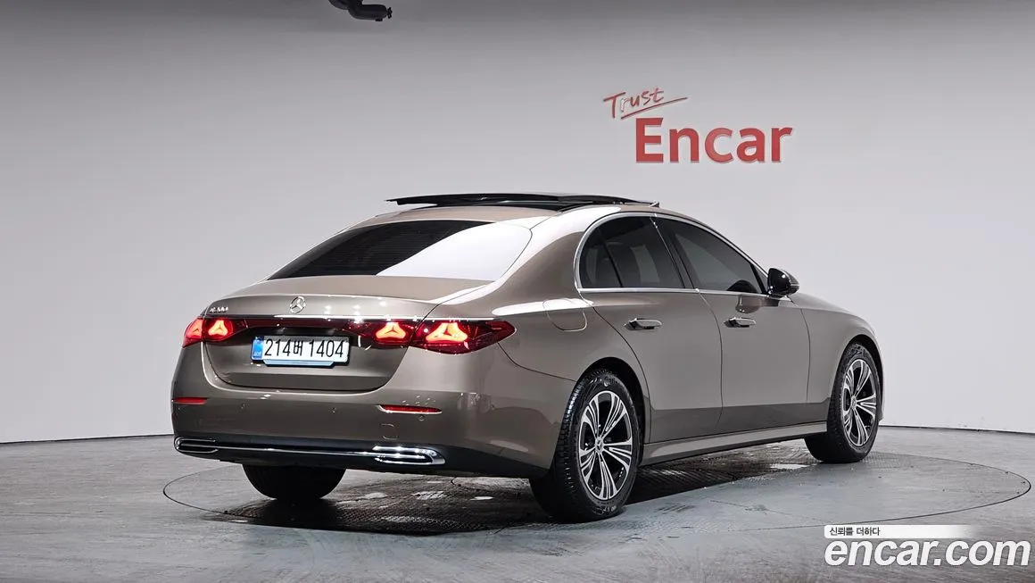 Mercedes-Benz E-Class 2025 из KR, фото 4