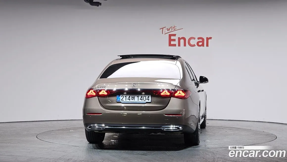 Mercedes-Benz E-Class 2025 из KR, фото 2