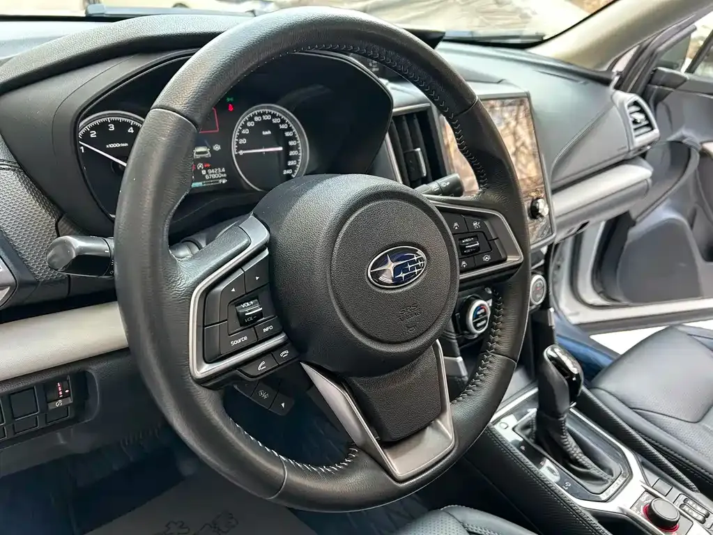 Subaru Forester — фото 10