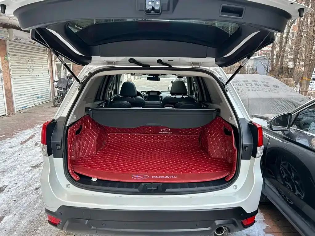 Subaru Forester — фото 4
