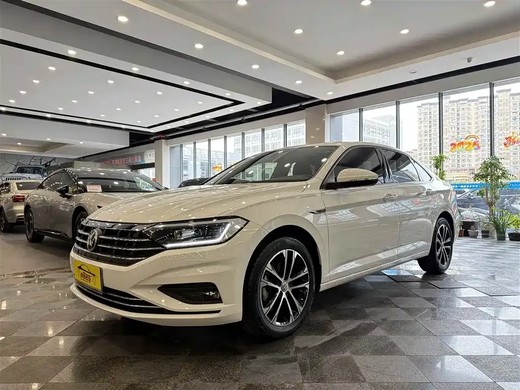 Volkswagen Sagitar