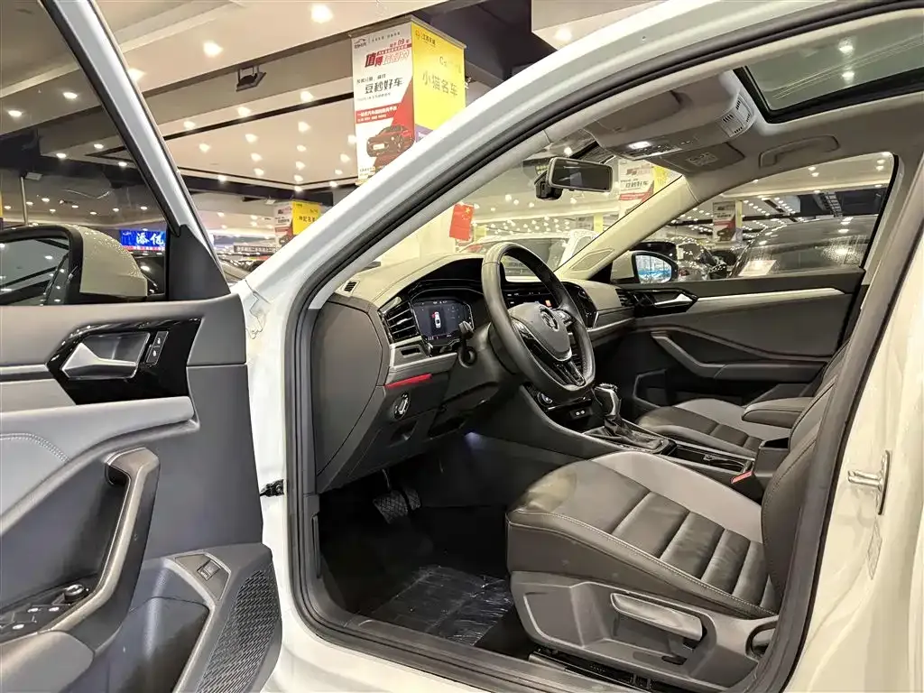 Volkswagen Sagitar 2022 из CN, фото 2