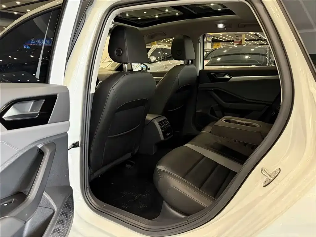 Volkswagen Sagitar 2022 из CN, фото 5