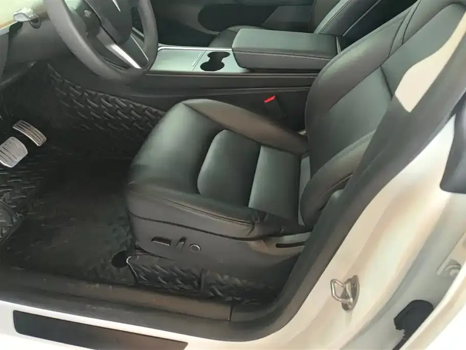 Tesla Model Y 2021 из CN, фото 10