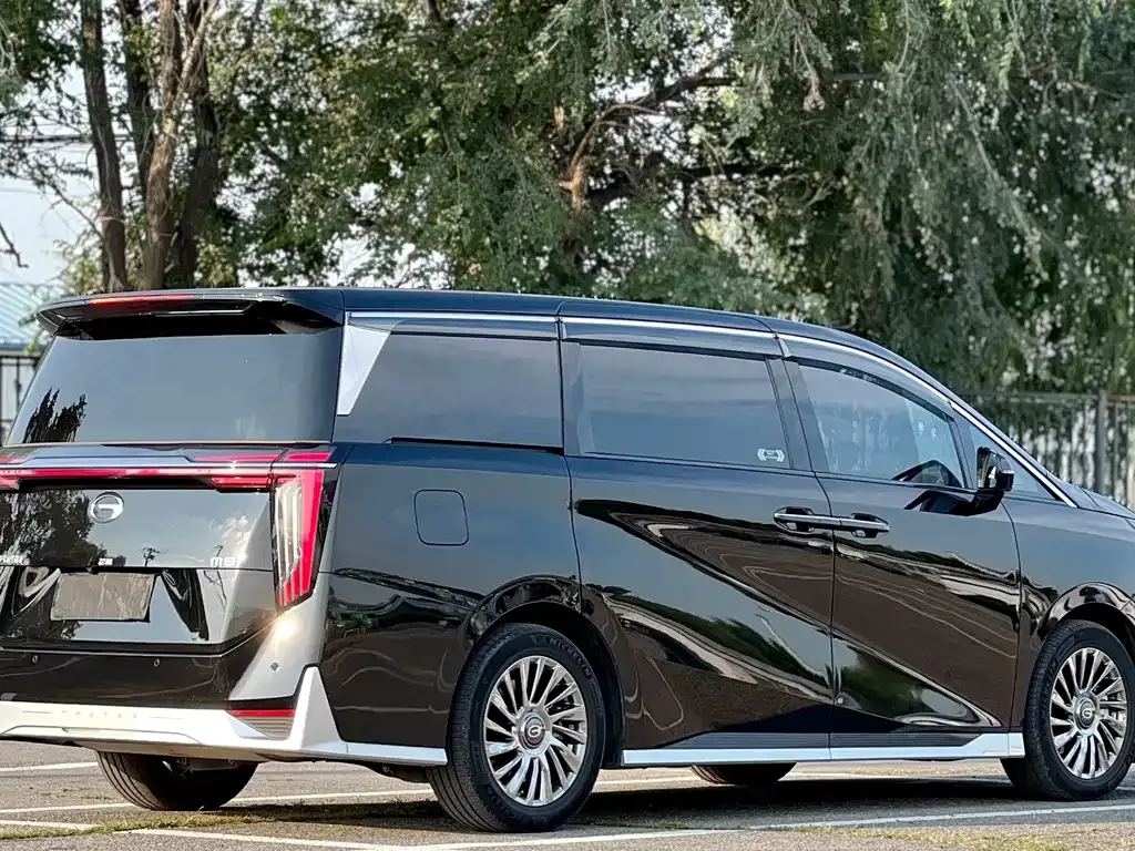 GAC Motor Trumpchi M8 — фото 10