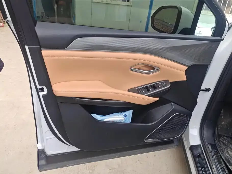 BYD L DM-i 2024 из CN, фото 8
