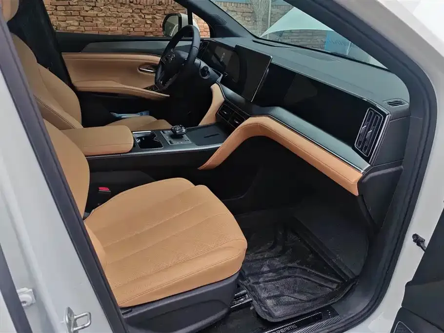 BYD L DM-i 2024 из CN, фото 9