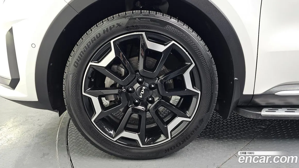 Kia Sorento — фото 6
