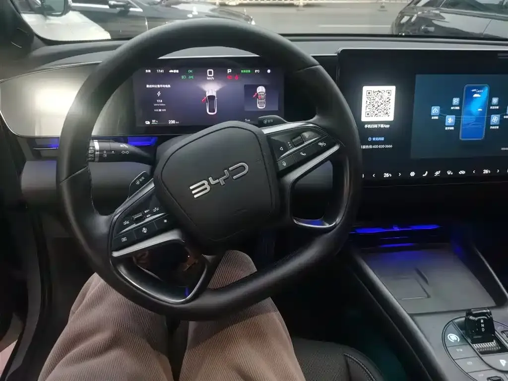 BYD Seal — фото 8
