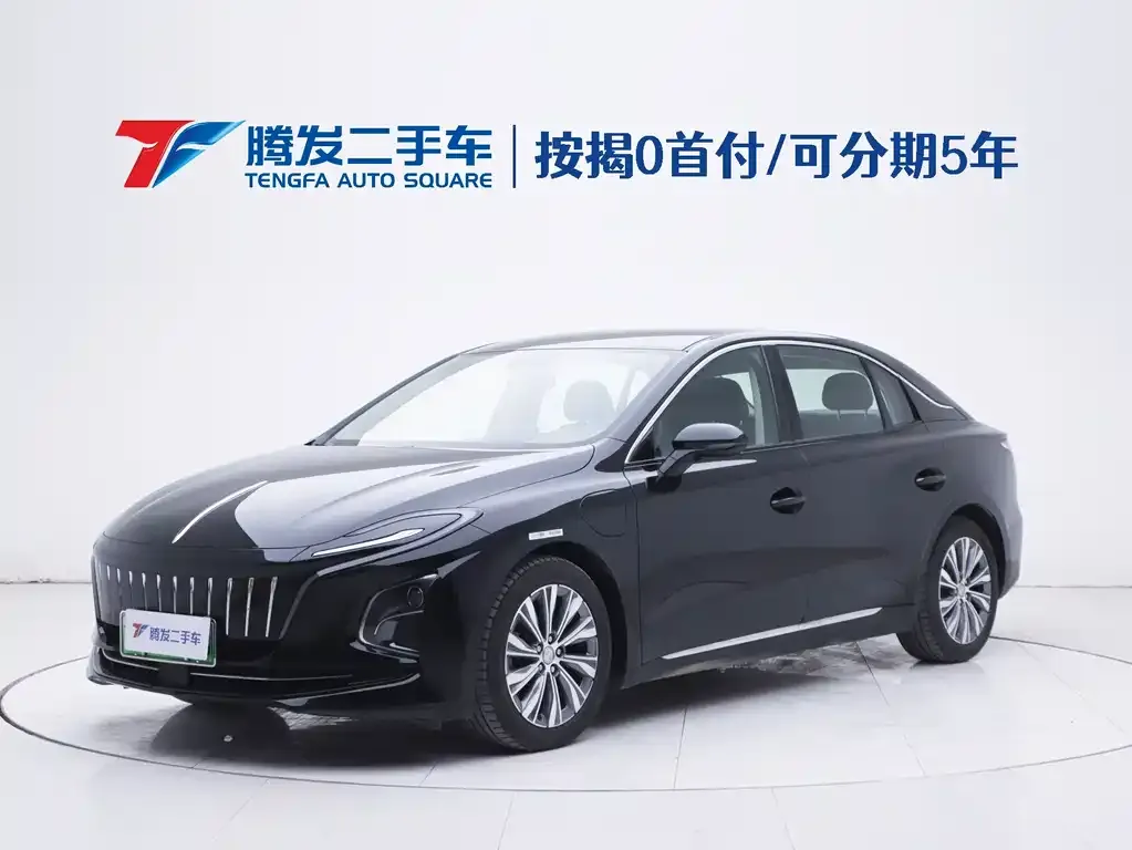 Hongqi E-QM5 — фото 1