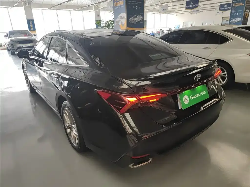 Toyota Avalon 2022 из CN, фото 8