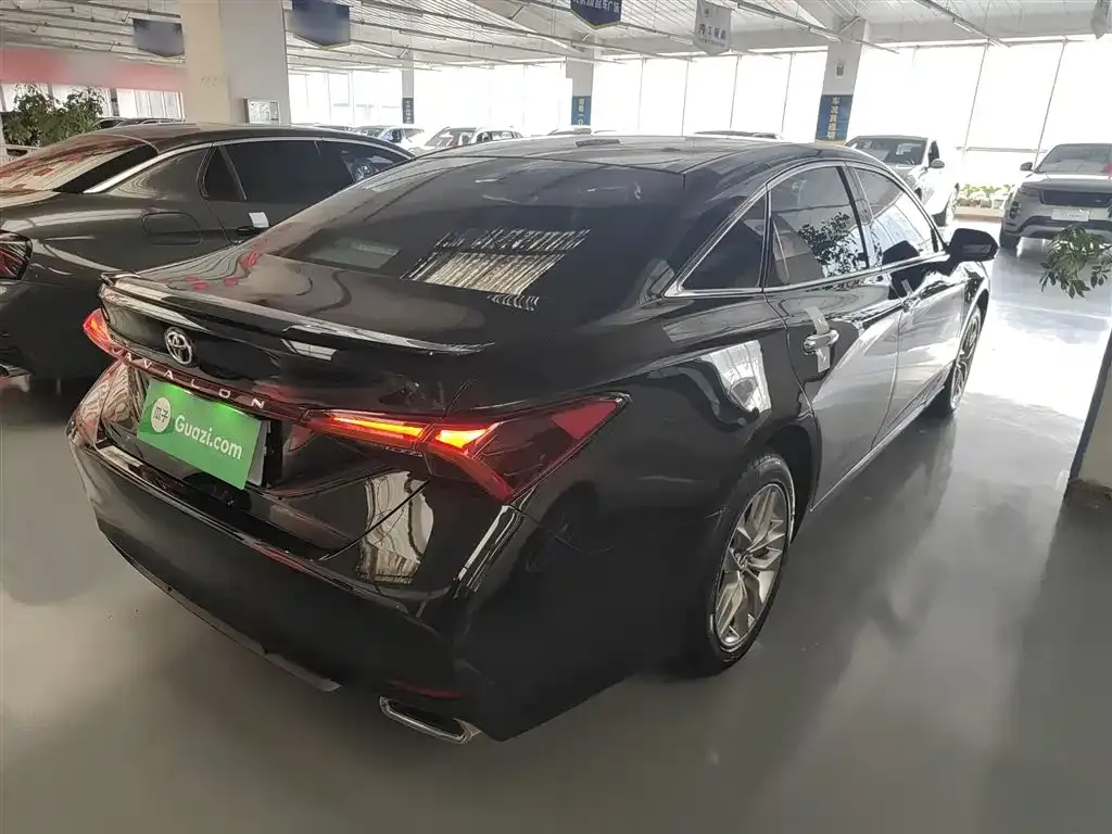 Toyota Avalon 2022 из CN, фото 4