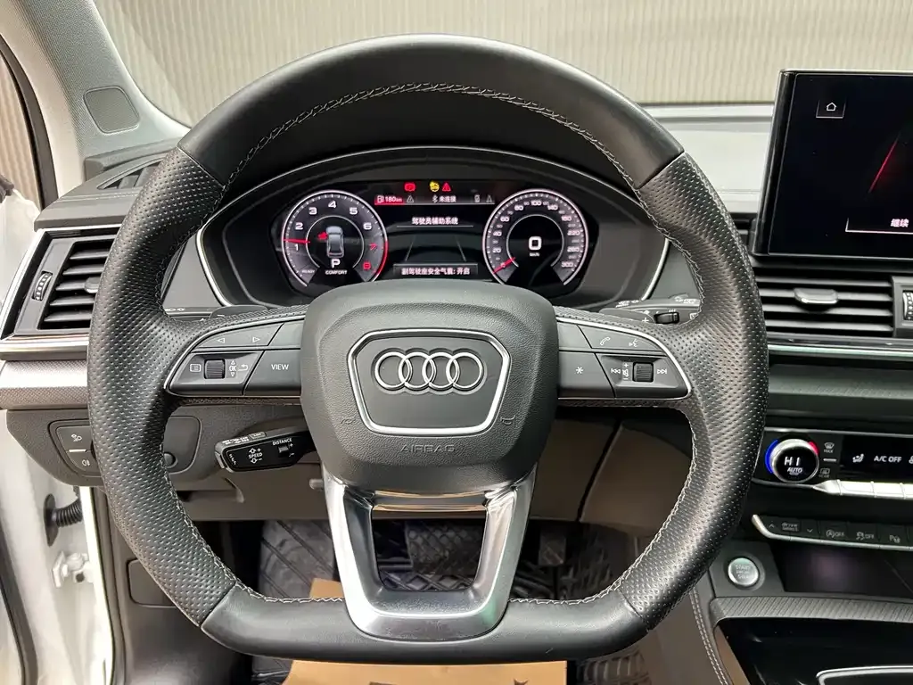 Audi Q5L 2022 из CN, фото 7