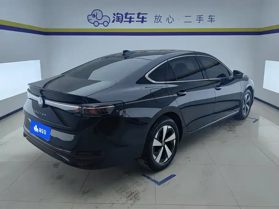Volkswagen Magotan 2025 из CN, фото 3