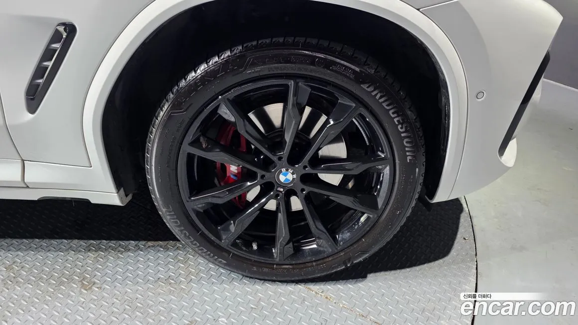 BMW X4 2025 из KR, фото 10