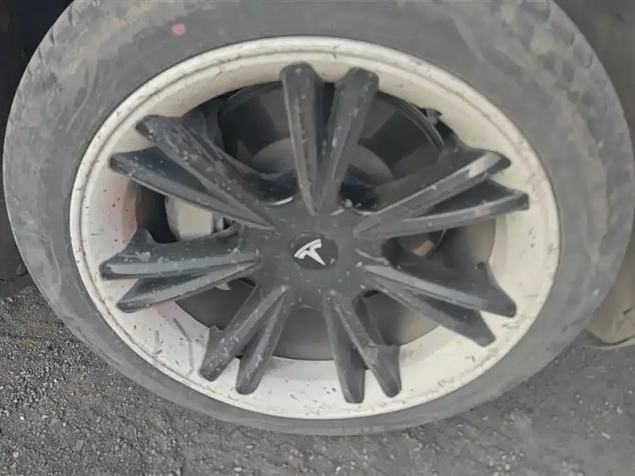 Tesla Model Y 2023 из CN, фото 9