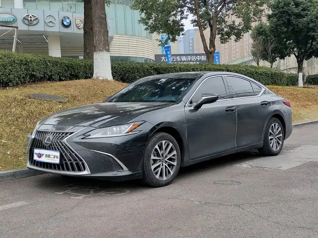 Lexus ES 2023 из CN, фото 1