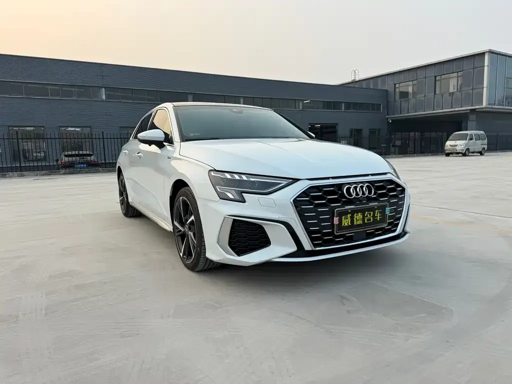 Audi A3 2022 из CN, фото 6