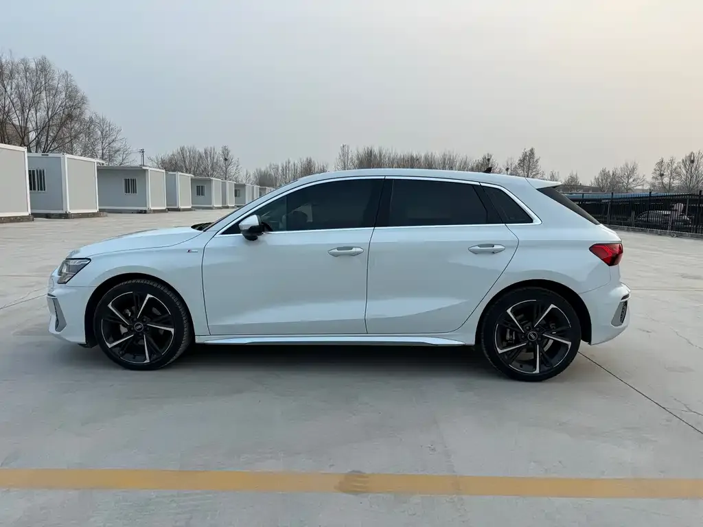 Audi A3 2022 из CN, фото 5