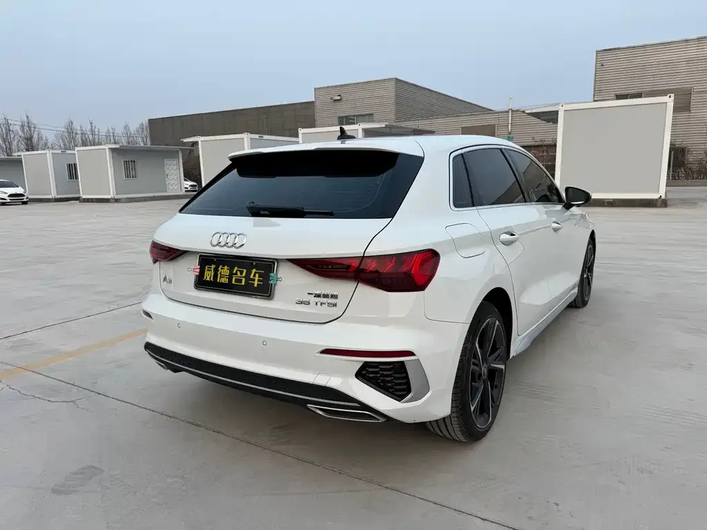 Audi A3 2022 из CN, фото 2