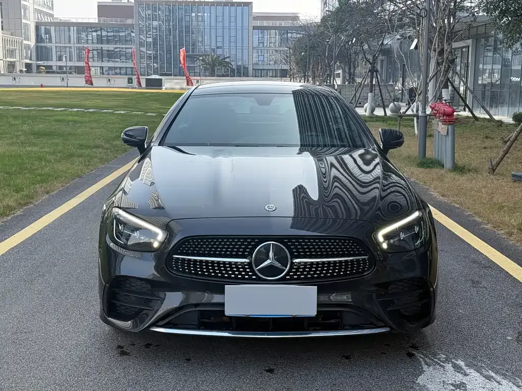 Mercedes-Benz E-Class (Import) — фото 8