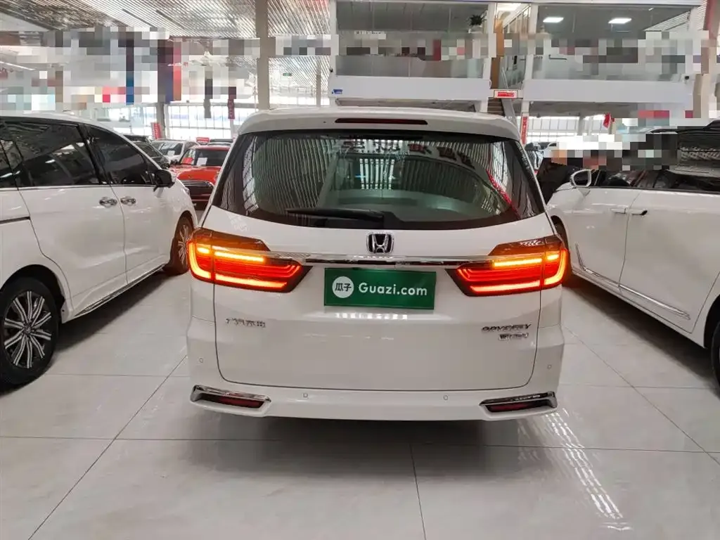Honda Odyssey 2023 из CN, фото 2