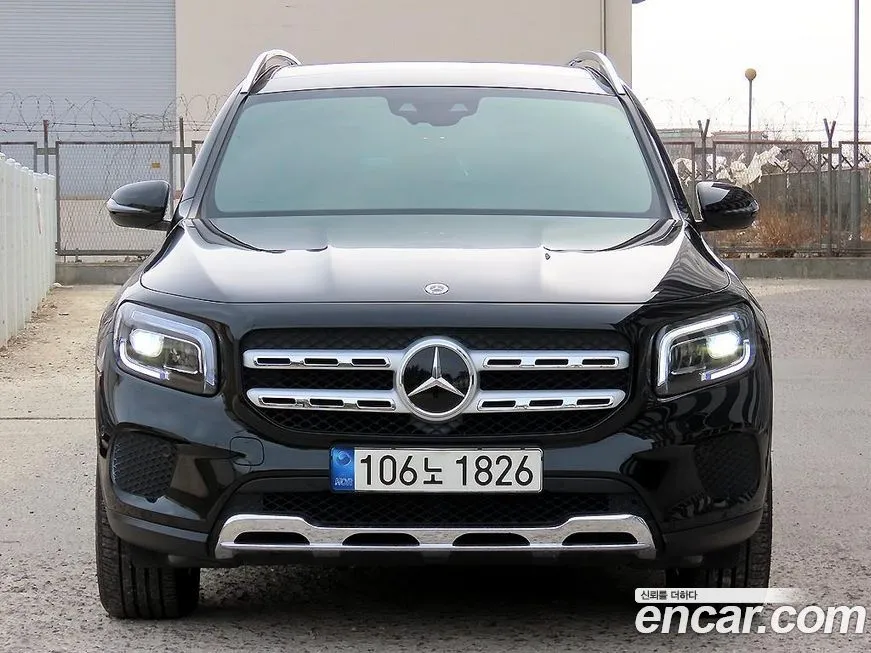 Mercedes-Benz GLB-Class — фото 2