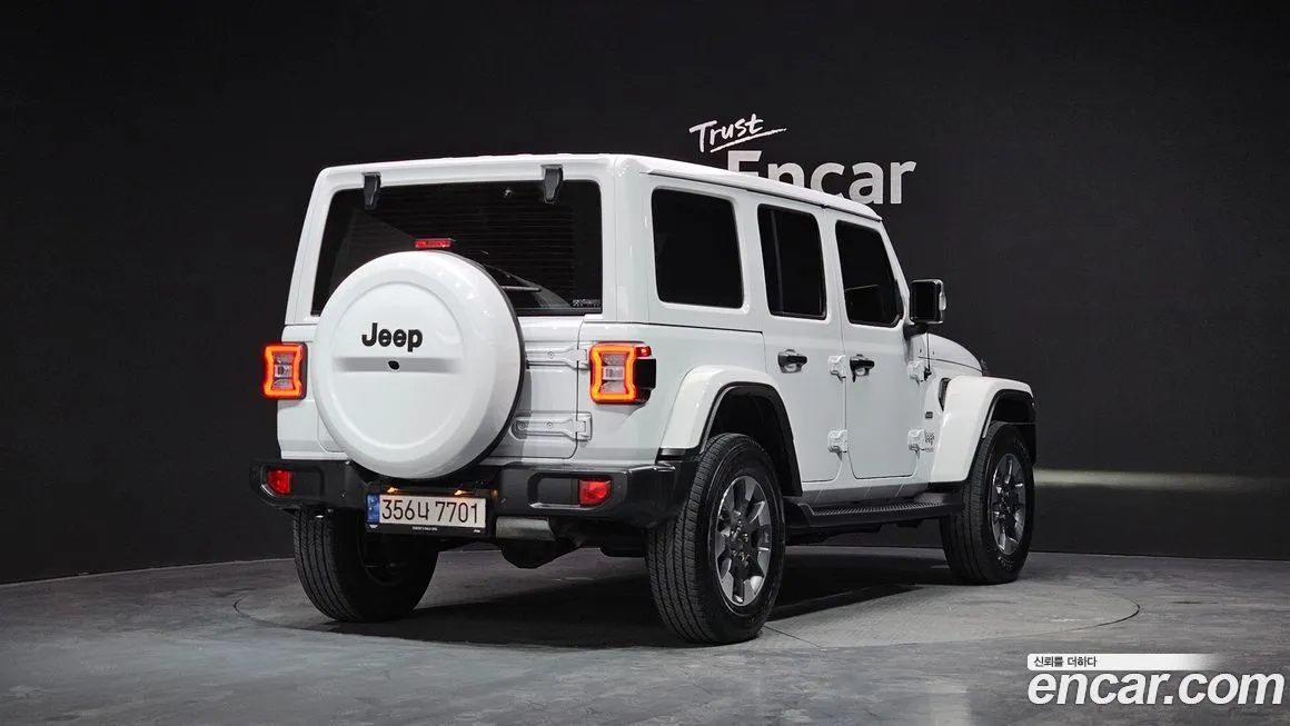 Jeep Wrangler 2022 из KR, фото 3