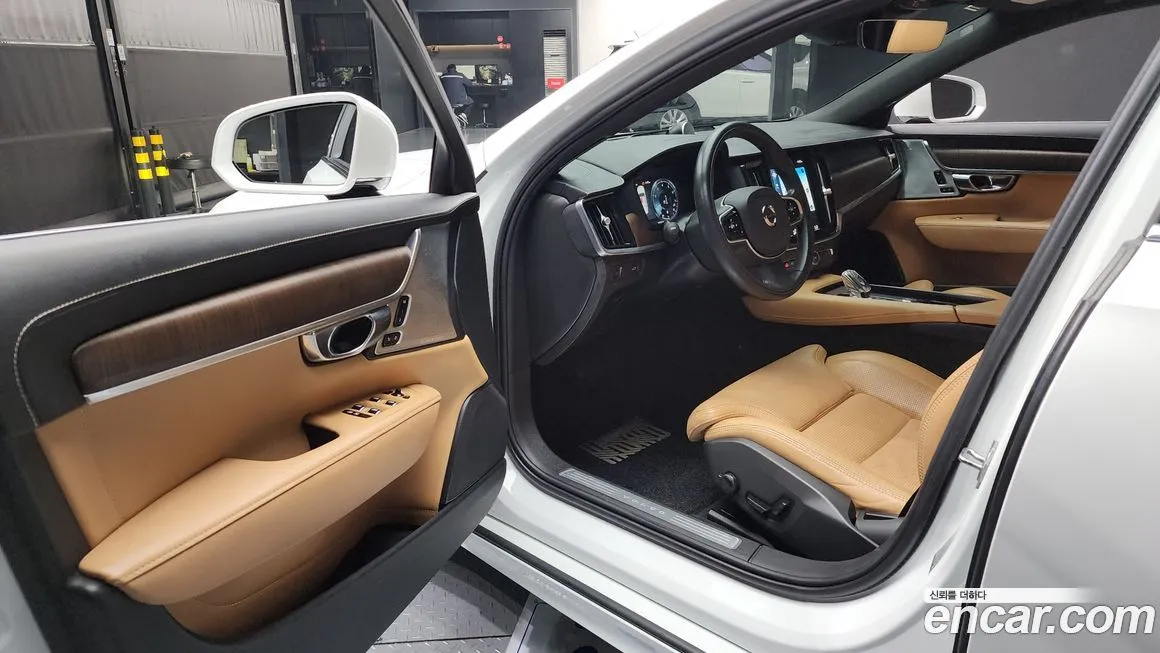 Volvo S90 2021 из KR, фото 8