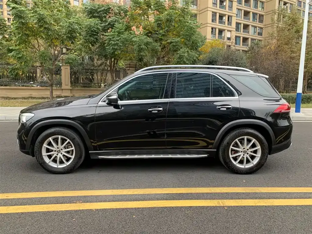Mercedes-Benz GLE — фото 10