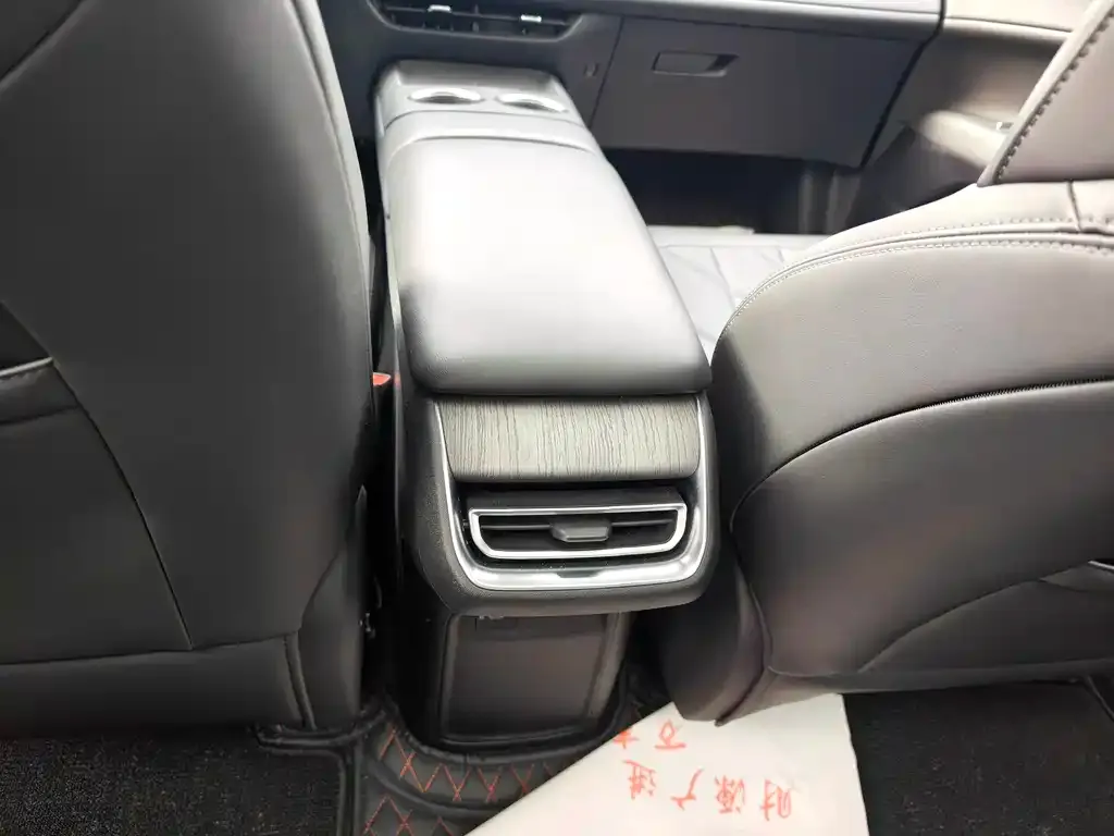 Changan CS75PLUS — фото 2