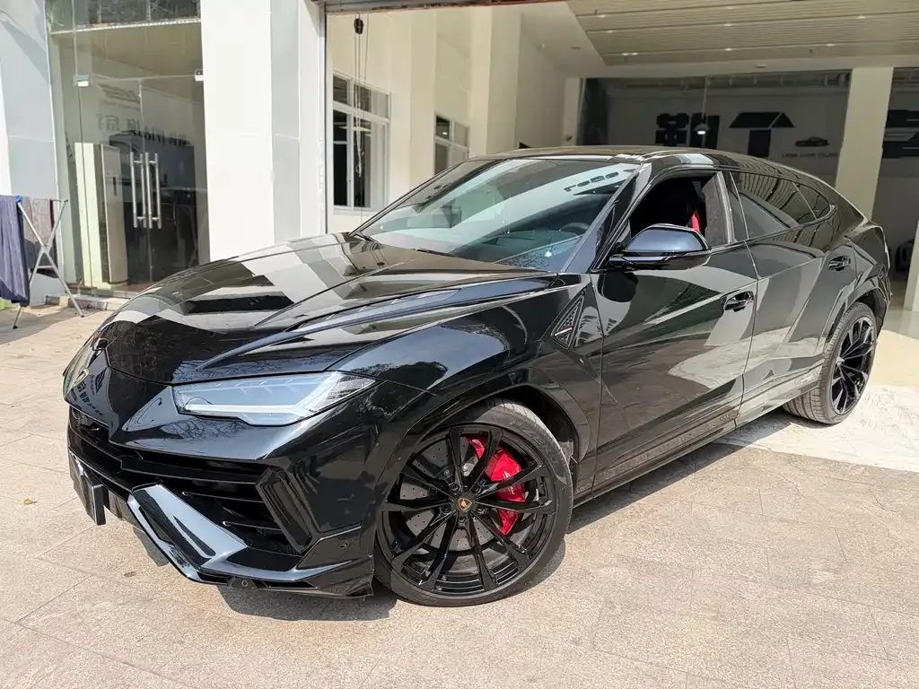 Lamborghini Urus — фото 10