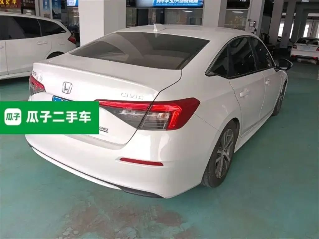 Honda Civic — фото 4