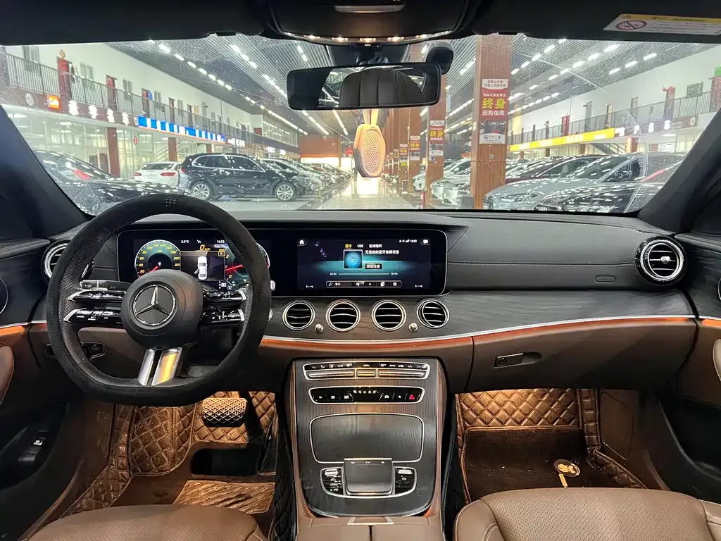 Mercedes-Benz E-Class 2023 из CN, фото 2