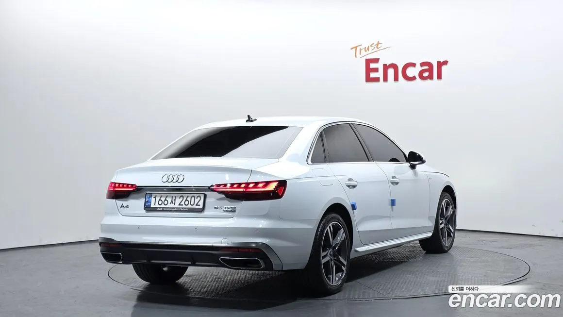 Audi A4 2021 из KR, фото 2
