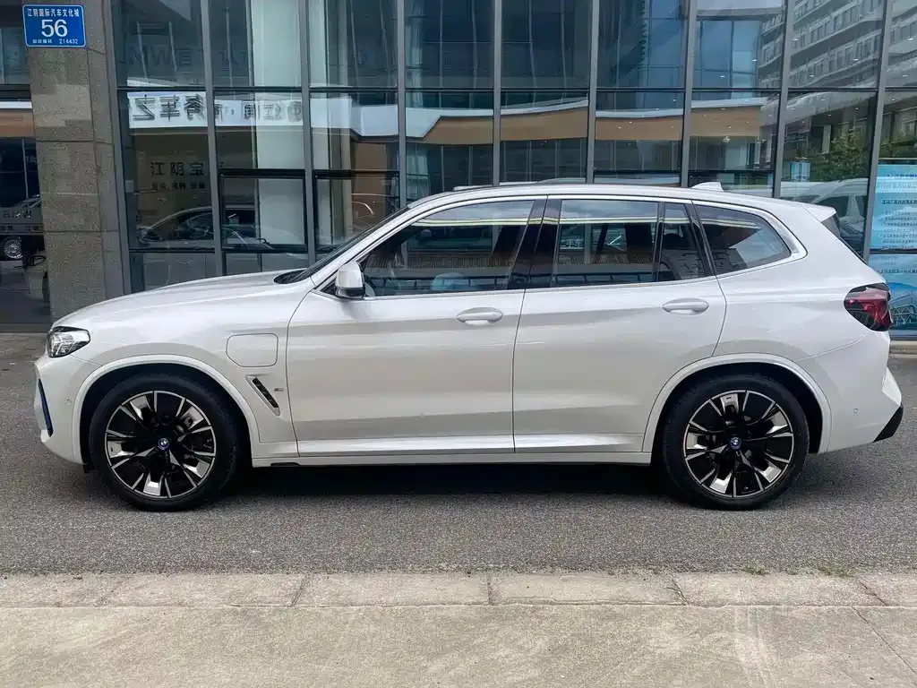 BMW iX3 2022 из CN, фото 9