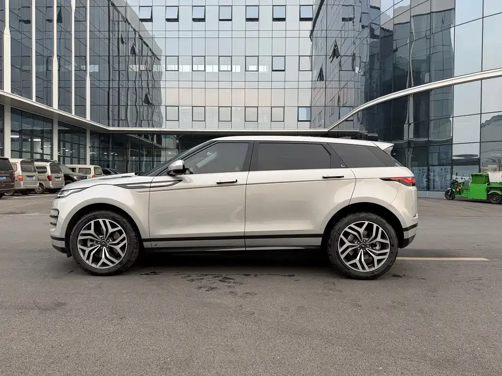 Land Rover Evoque 2024 из CN, фото 10