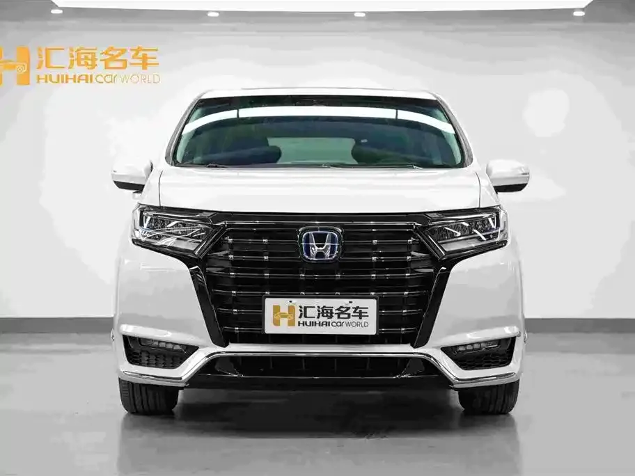 Honda Elysion 2024 из CN, фото 5