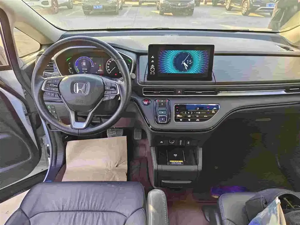 Honda Elysion 2024 из CN, фото 9