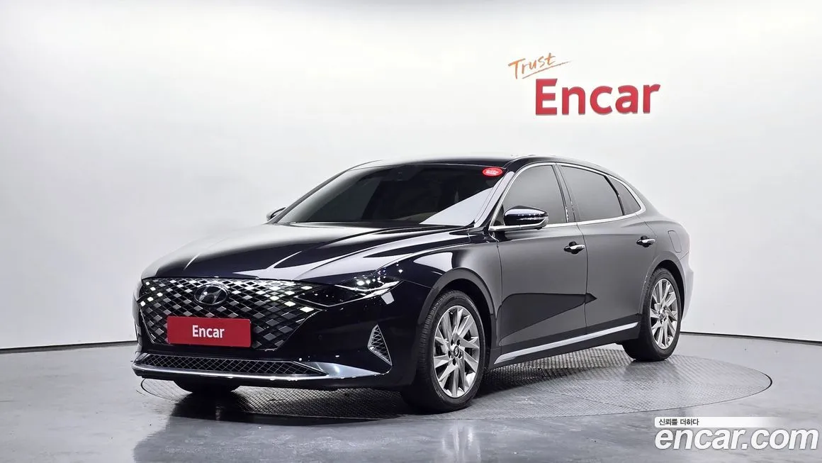 Hyundai Grandeur — фото 1