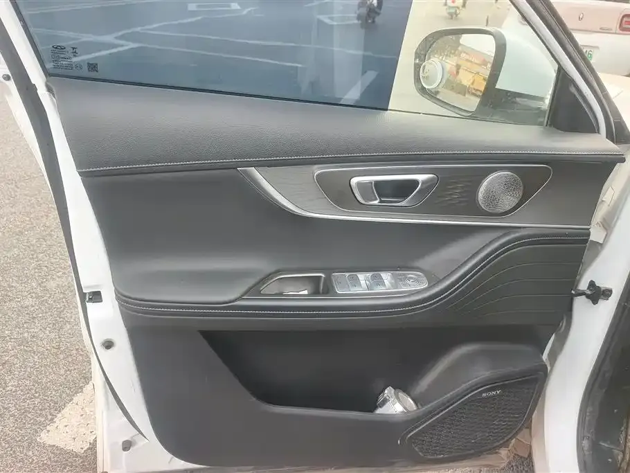 Chery Tiggo 8 PRO NEV 2023 из CN, фото 9