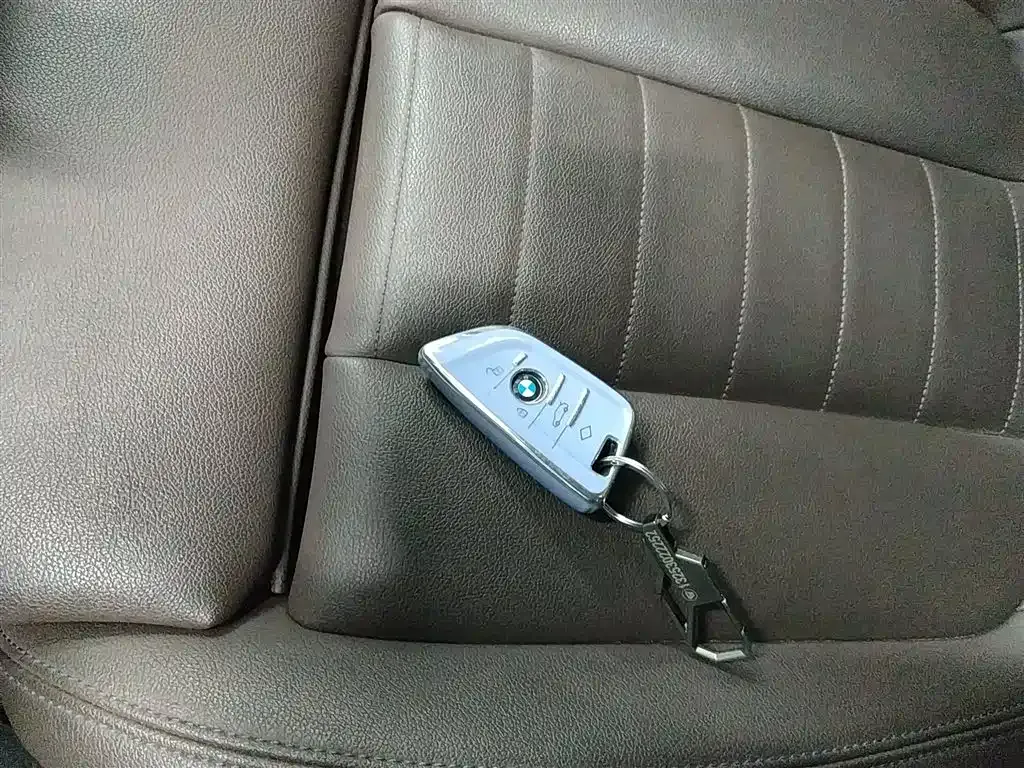 BMW 3 Series — фото 10